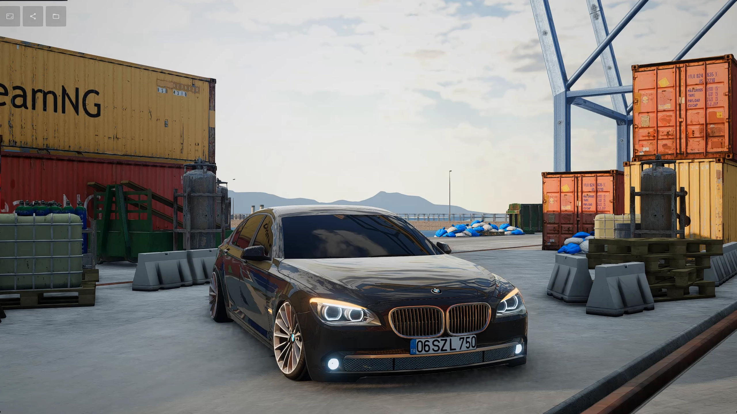 BMW F02